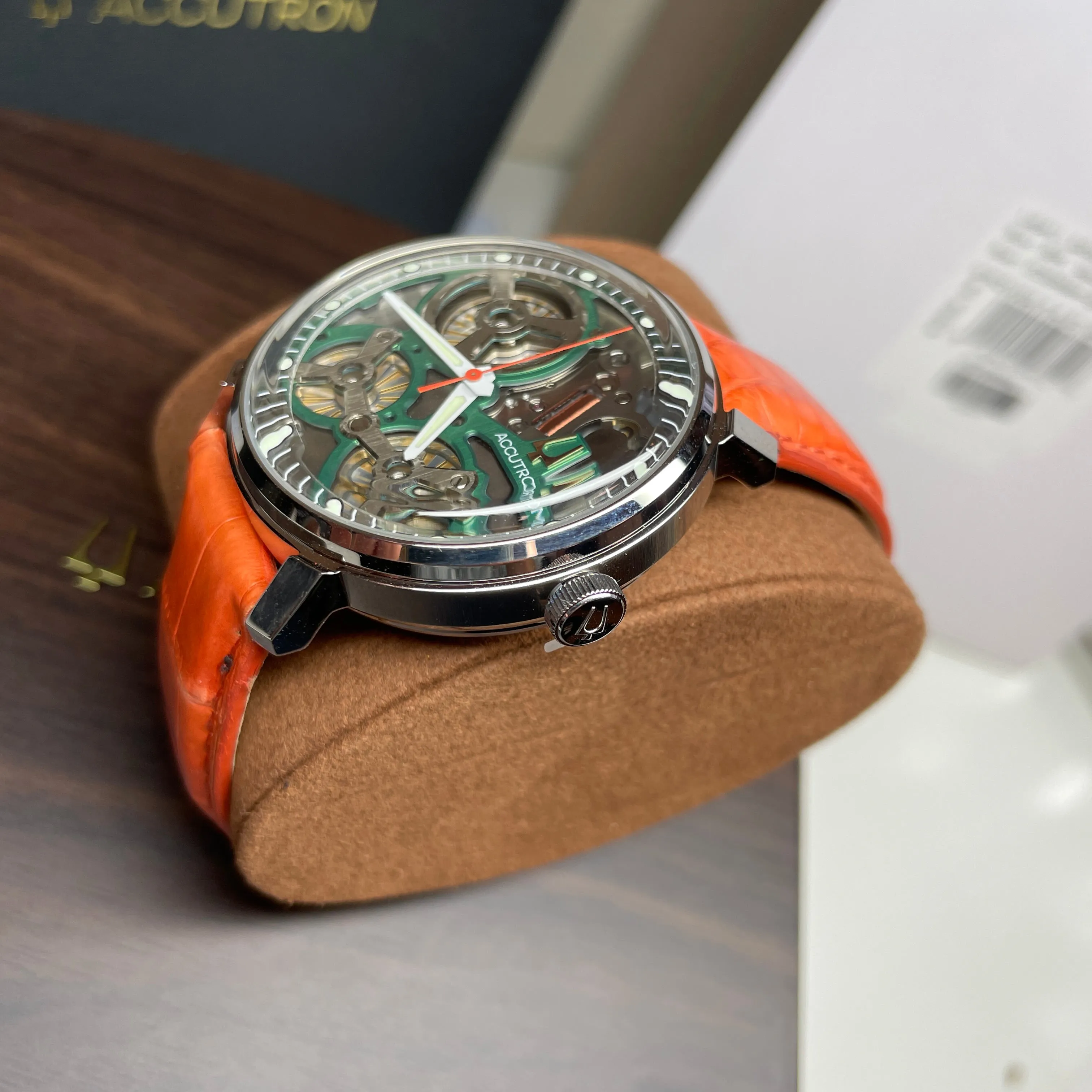 Accutron Spaceview 2020 ElectroStatic Green Dial Orange Watch 2ES6A004