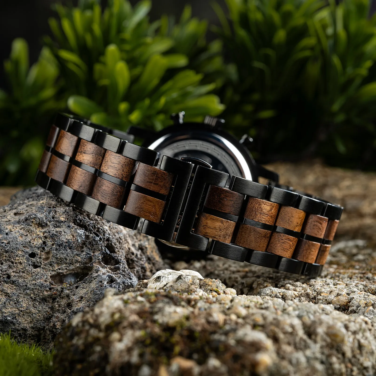 Leon - Black Steel & Walnut Chronograph